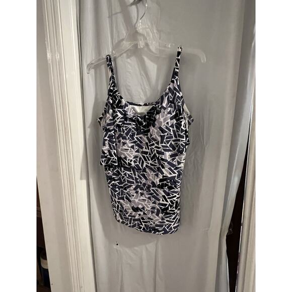 Magicsuit Other - Magic Suit Blue Black Yasmin Print Tankini Top Sz 14 Beach Travel